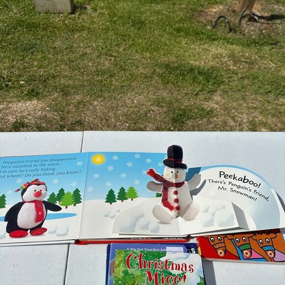 5 Children's Christmas Book Set - Picture 3 of 3